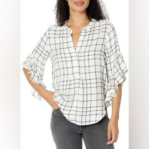 Vince Camuto White and Black Ruffled Bell Sleeve Blouse